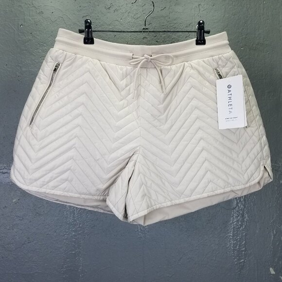 Athleta Apres Ski Shorts Women's 8 Solstice Quilted Cream Pull On Pockets NEW - Picture 1 of 16